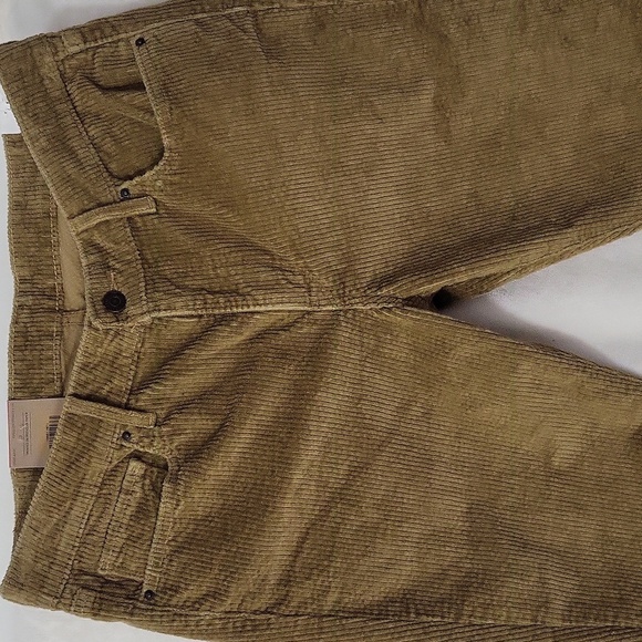 Levi's Women's Corduroy Pants - Brown - Picture 2 of 7